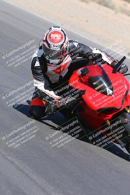 media/Oct-01-2023-SoCal Trackdays (Sun) [[4c570cc352]]/Turn 7 Inside (11am)/